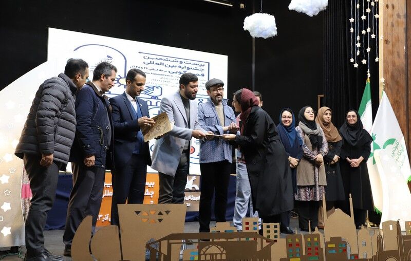 سوت پایان مرحله استانی جشنواره قصهگویی در کانون استان قزوین نواخته شد