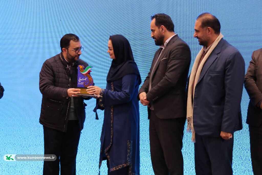 هنر ظرفیت مهمی برای توسعه فرهنگی و ارزشهاست