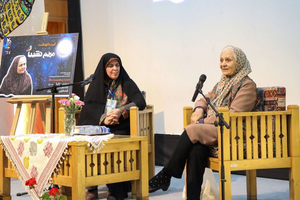 راوی قصههای شب بخیر کوچولو در جشنواره قصهگویی استان تهران