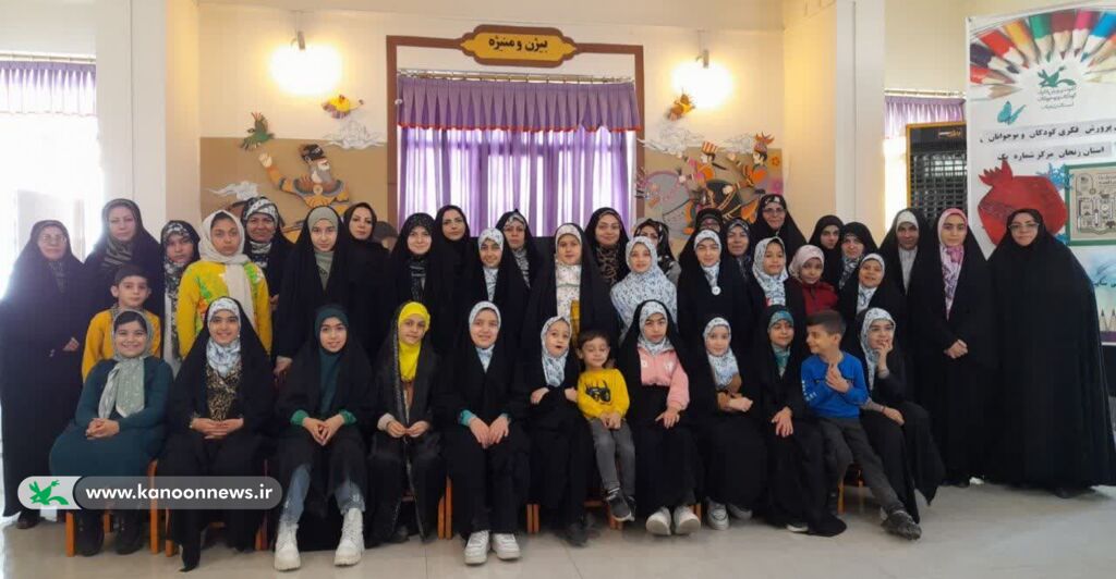 یلدا با عطر فاطمی در مرکز شماره یک کانون زنجان برگزار شد یلدا با عطر فاطمی در مرکز شماره یک کانون زنجان برگزار شد