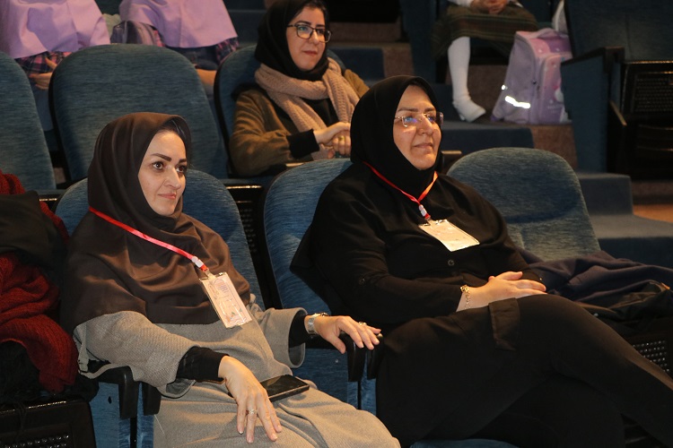 آیین گشایش بیست و ششمین مرحله استانی جشنواره قصهگویی کانون استان اصفهان