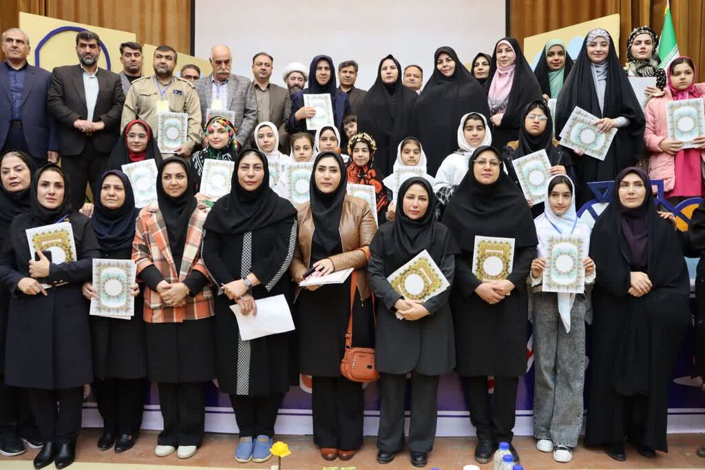 برگزیدگان بیست و ششمین جشنواره بینالمللی قصه گویی کانون استان ایلام معرفی شدند