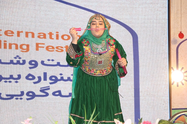 قطار بیست و ششمین جشنواره قصهگویی استان اصفهان به ایستگاه آخر رسید