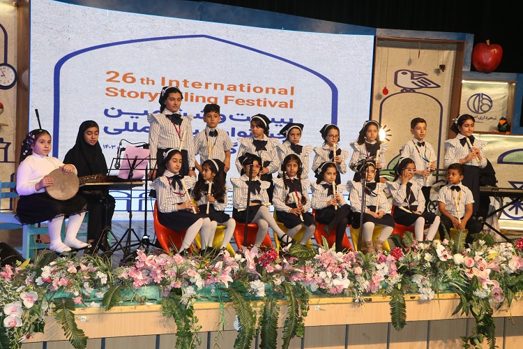 قطار بیست و ششمین جشنواره قصهگویی استان اصفهان به ایستگاه آخر رسید