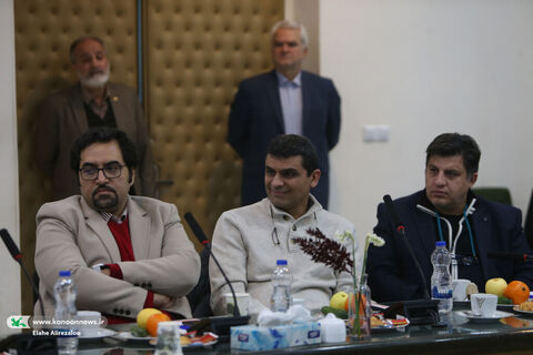 نشست هماندیشی نخبگان عرصه موسیقی کودک و نوجوان و سرود در کانون