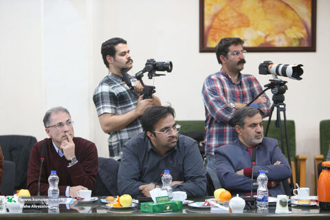 نشست هماندیشی نخبگان عرصه موسیقی کودک و نوجوان و سرود در کانون