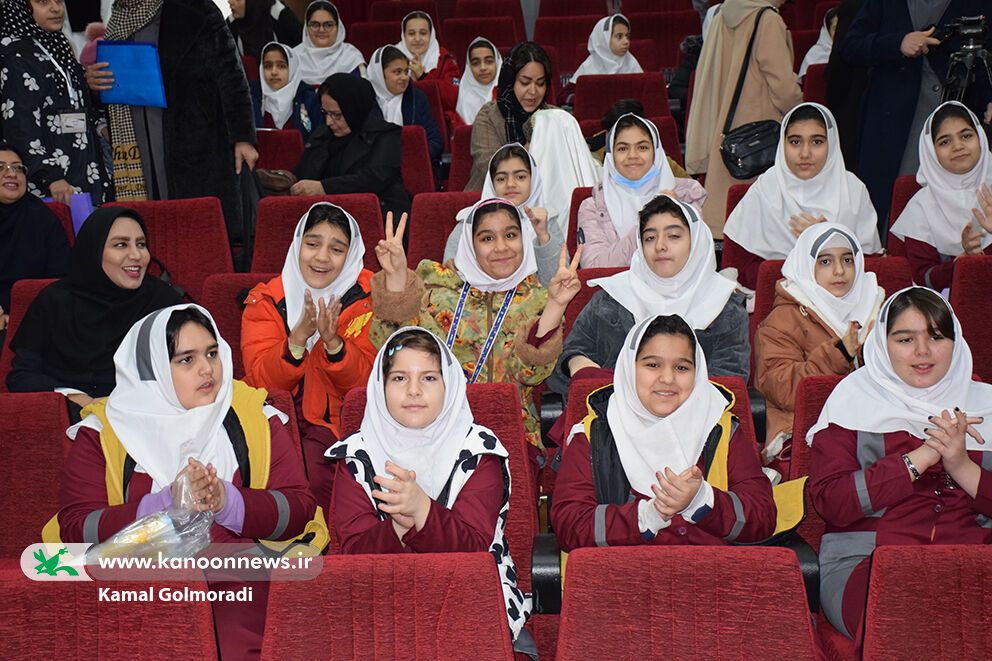 آیین گشایش بیست و ششمین جشنواره قصهگویی استان لرستان