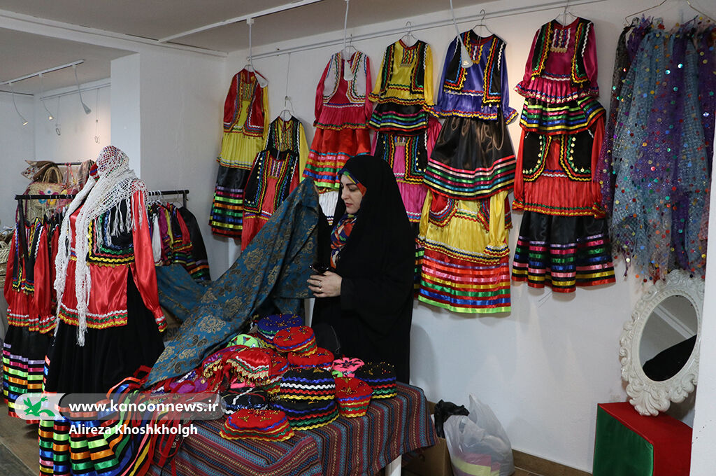 برپایی نمایشگاه میراث فرهنگی و دستسازههای بومیمحلی در رشت