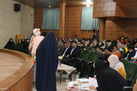 روایتهایی از فرهنگ، عشق و زندگی در روز دوم جشنواره قصهگویی