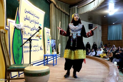 روایتهایی از فرهنگ، عشق و زندگی در روز دوم جشنواره قصهگویی