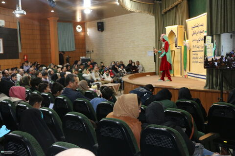 روایتهایی از فرهنگ، عشق و زندگی در روز دوم جشنواره قصهگویی