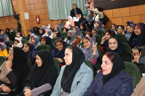 روایتهایی از فرهنگ، عشق و زندگی در روز دوم جشنواره قصهگویی