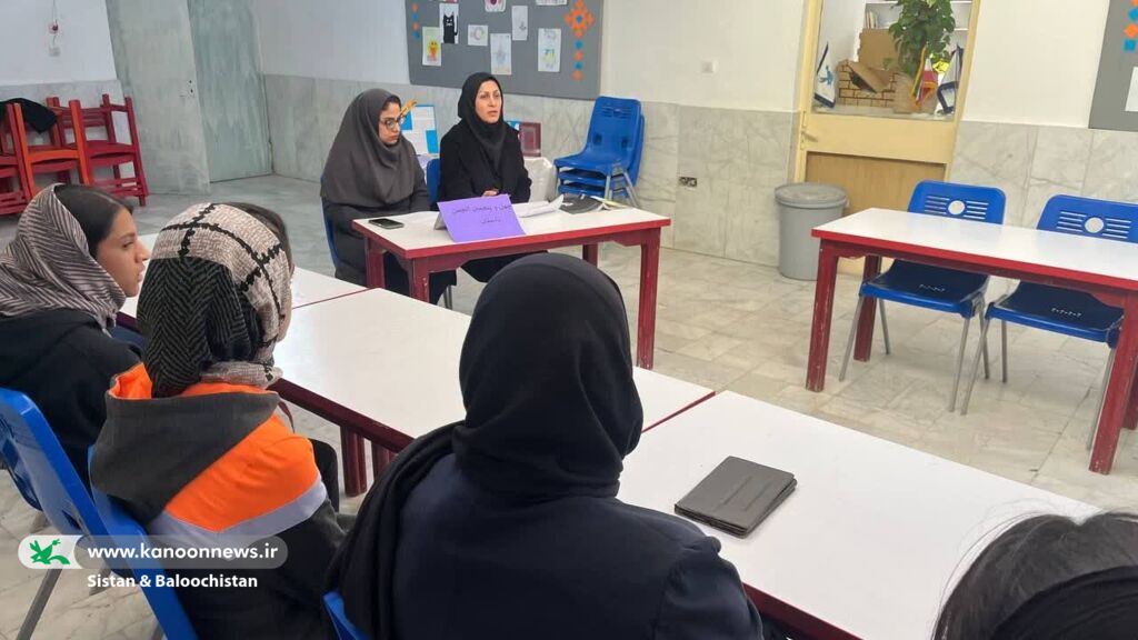 برگزاری چهلوپنجمین نشست انجمن نویسندگان نوجوان کانون سیستان و بلوچستان