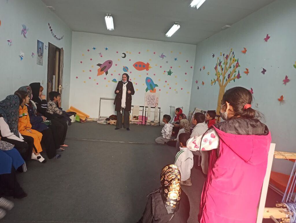 اعزام قصهگو به بیمارستانها، مدارس و مناطق کمبرخودار