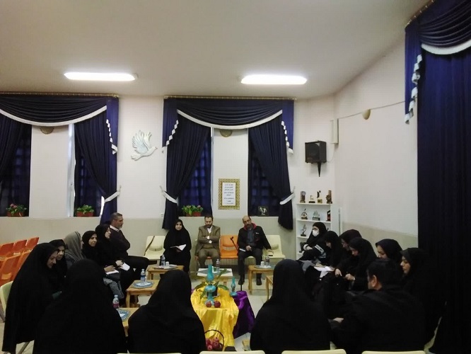 نشست قطب ۱ شورای فرهنگی کانون استان اصفهان برگزار شد