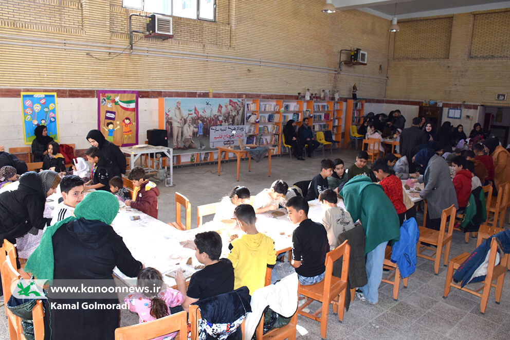 رویداد هنری «فرزندان حاج قاسم» درکانون لرستان برگزار شد