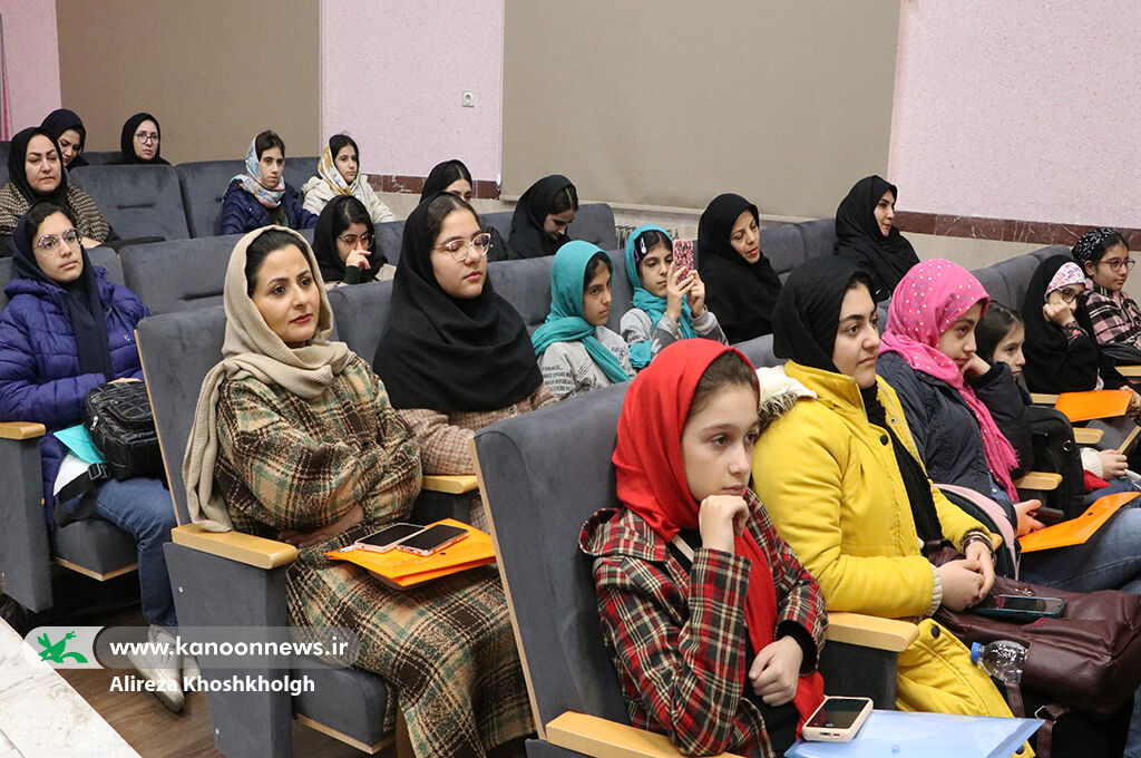 دو پنجره رو به «باغ کیانوش» گشودهشد