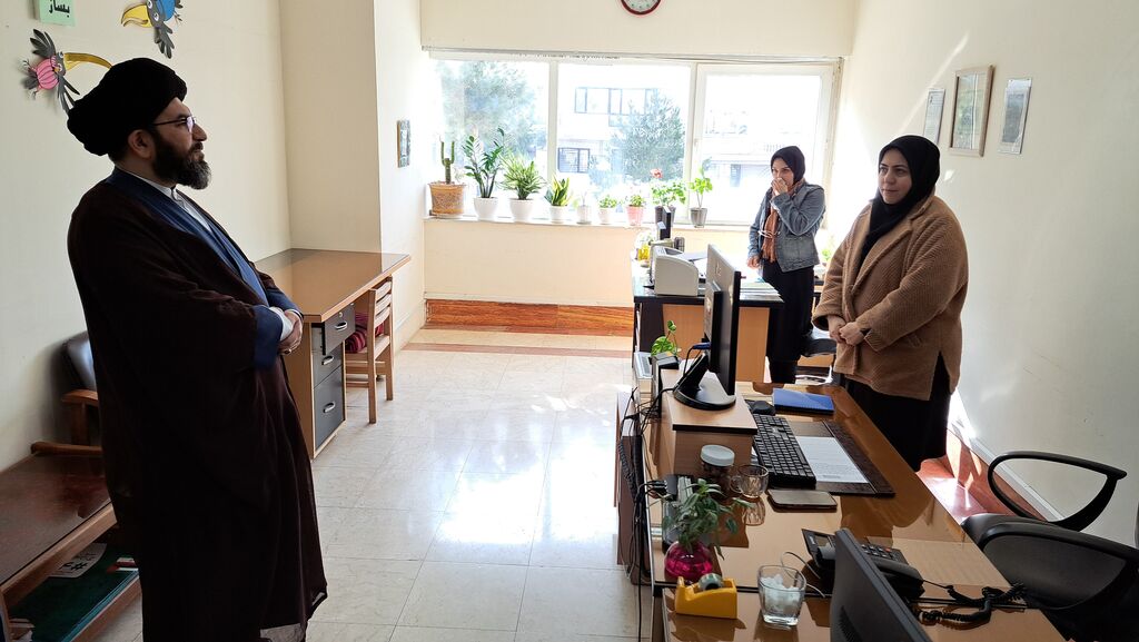 لزوم گسترش  فعالیتها و ایجاد فرصتهای بیشتر برای رشد فکری و فرهنگی نسل آینده