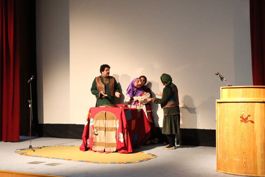 کانون یک منظم بینظم است