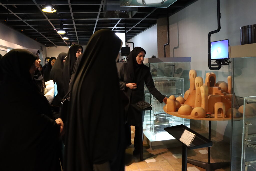 کانون یک منظم بینظم است