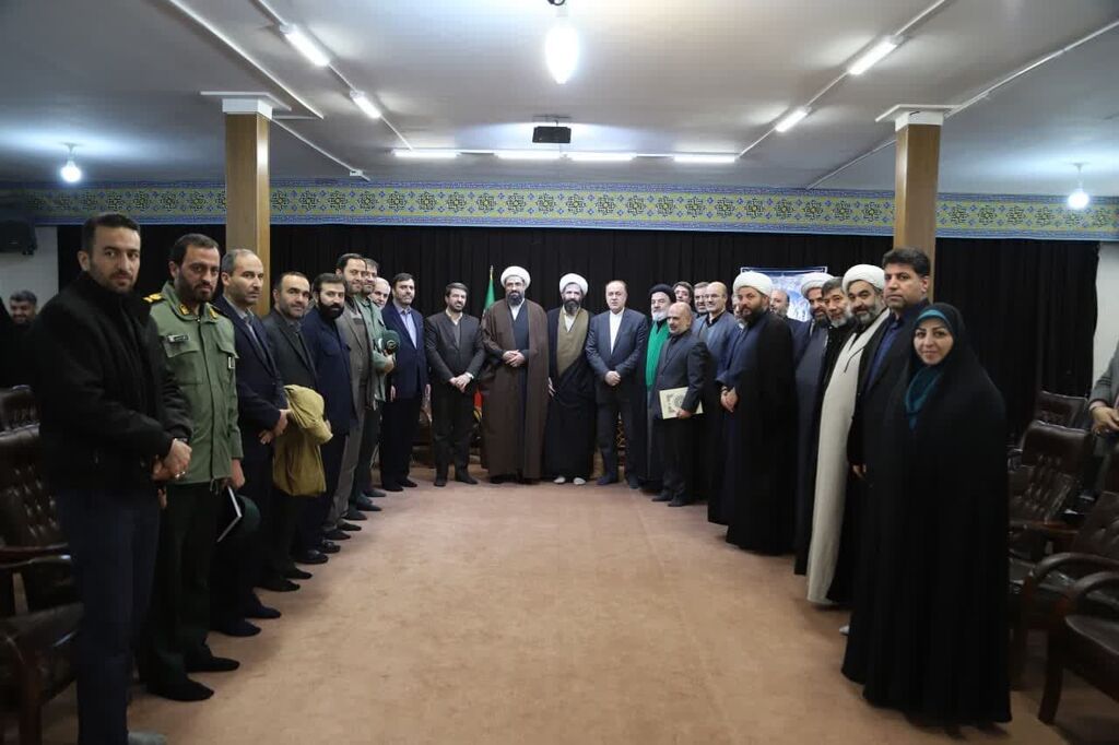 تشریح دستاورهای انقلاب اسلامی توسط کانونیاران مراکز همدان