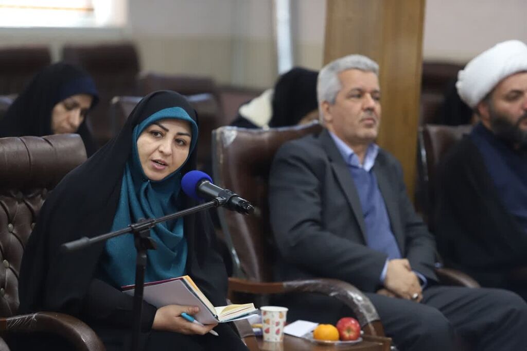 تشریح دستاورهای انقلاب اسلامی توسط کانونیاران مراکز همدان