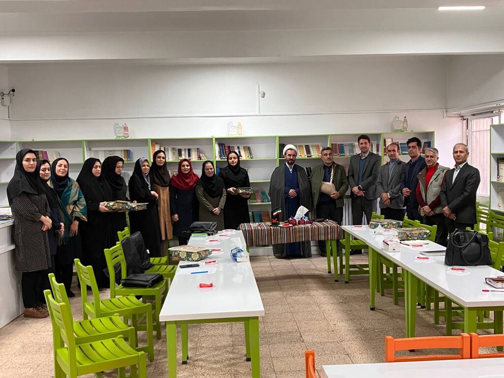 نشست مدیران اعضای طرح کانون یاران در استان