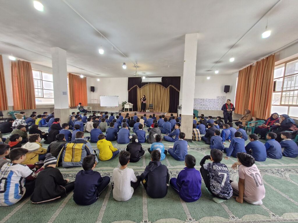 سفر فرهنگی برگزیدگان جشنواره قصهگویی استان تهران به کاشان