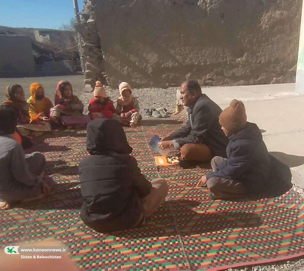 کتابخانهی سیار سیستان و بلوچستان گرمابخش روزهای زمستانی کودکان در روستاهای زاهدان