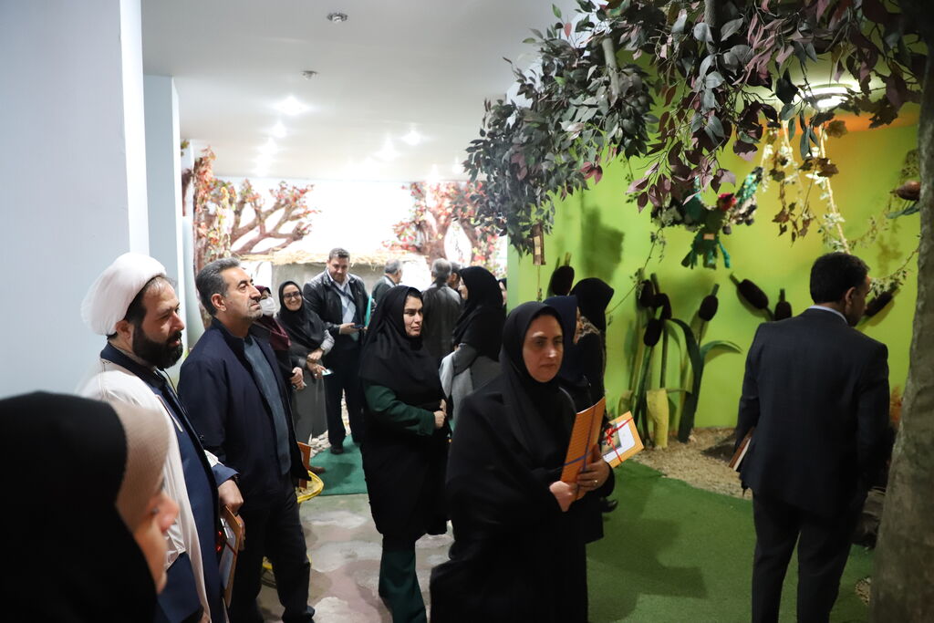 نشست مدیرکل کانون استان با مدیران مدارس کانونیاران