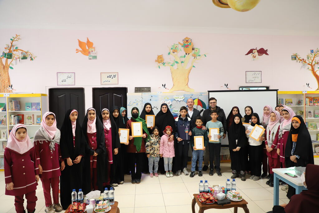 از عضو پژوهشگر برگزیده کشوری تجلیل شد