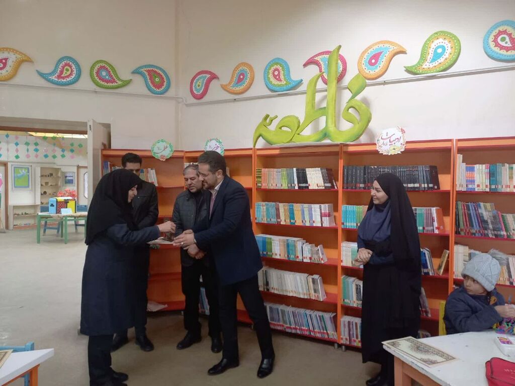 تجلیل از پویایی و اجرای برنامههای نوجوانمحور مرکز سنقر