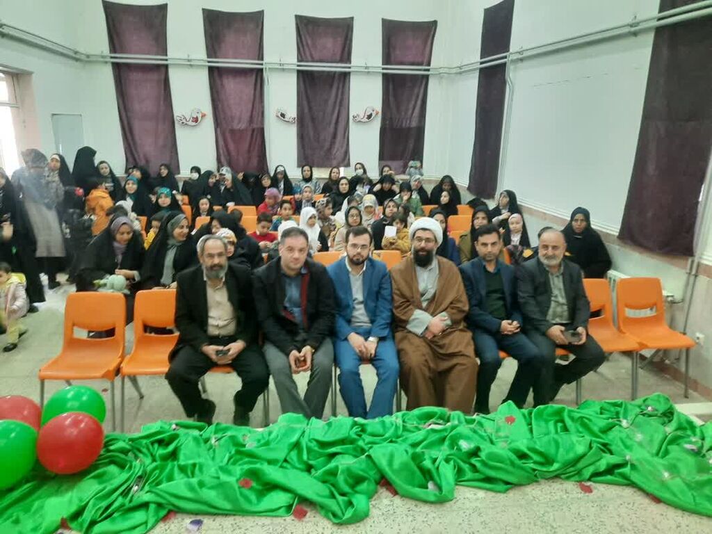 جشن روز پدر در مراکز فرهنگی- هنری کانون همدان برگزار شد