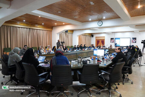 نشست «بازی، اسباببازی و استحکام خانواده» در جشنواره اسباببازی