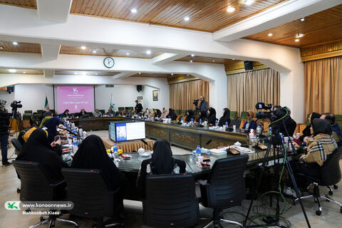 نشست «بازی، اسباببازی و استحکام خانواده» در جشنواره اسباببازی