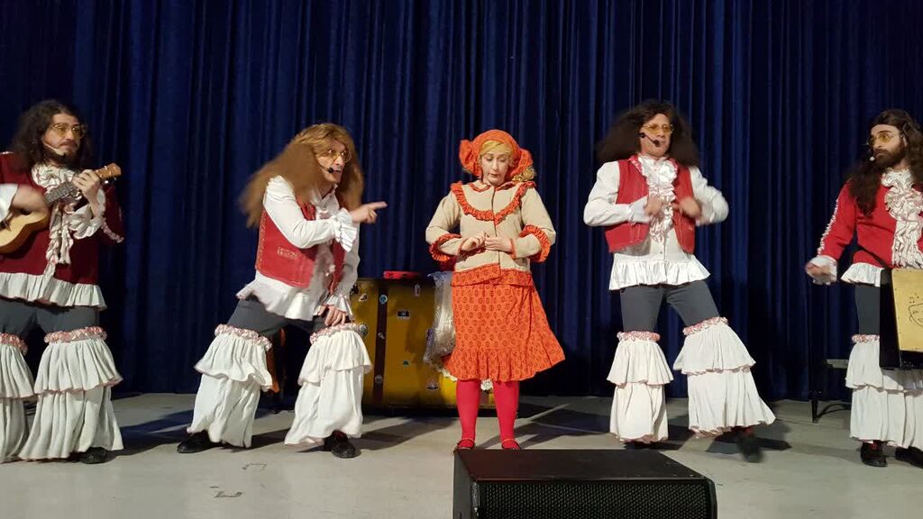 جشن بزرگ کانون کرمانشاه با اجرای "گروه فتیلهها در نمایش دورهگردها"