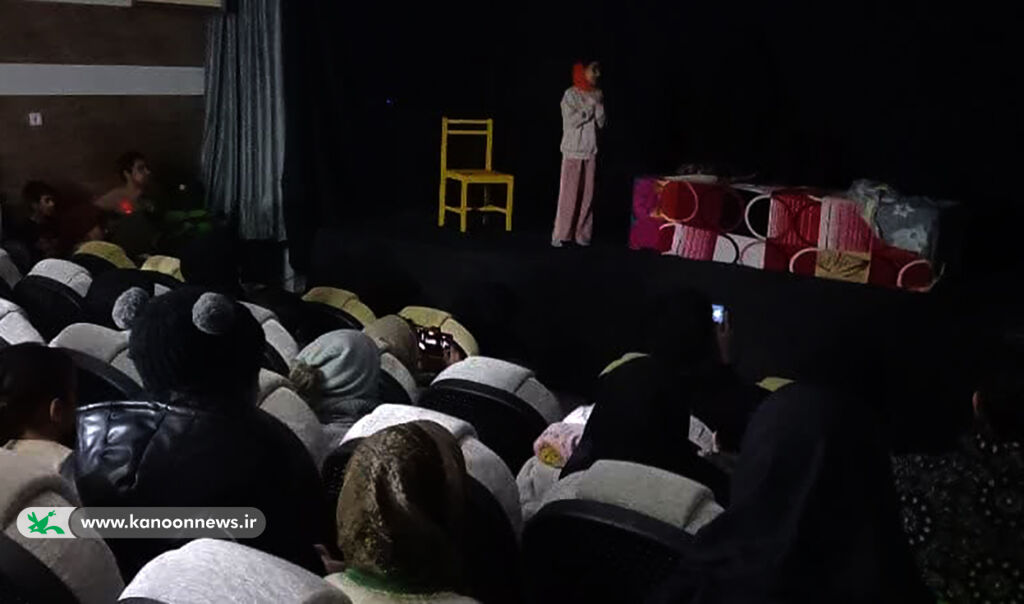 نمایش عروسکی «برقیها» در مرکز شماره ۲ کانون الشتر لرستان به روی صحنه رفت