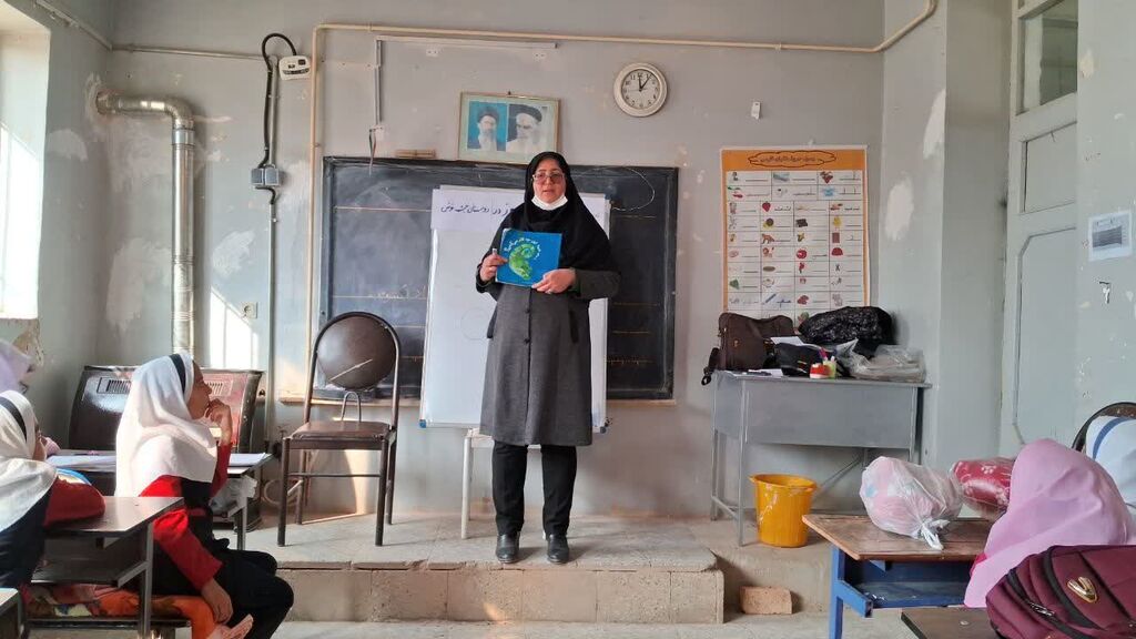 حضور مربیان مرکز کنگاور در ویژهبرنامه "یک روز با روستا"