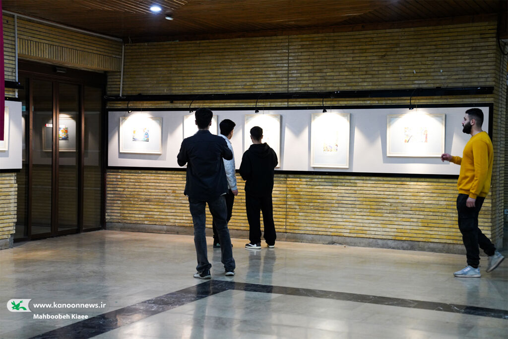 نمایشگاه نقاشیهای کودکان و نوجوانان با موضوع بازی دیدنی شد نمایشگاه نقاشیهای کودکان و نوجوانان با موضوع بازی دیدنی شد