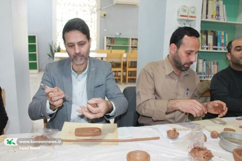 «دوره آموزشی سفالگری» ویژه مربیان کانون خوزستان