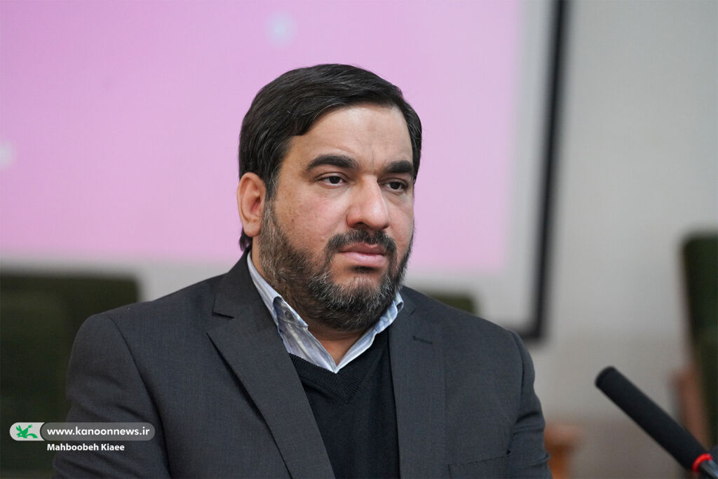 رسانهها بر خلاقیت کودکان تاثیر میگذارند رسانهها بر خلاقیت کودکان تاثیر میگذارند