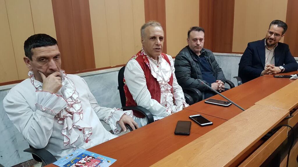 نشست خبری عموهای فتیلهای در کانون کرمانشاه