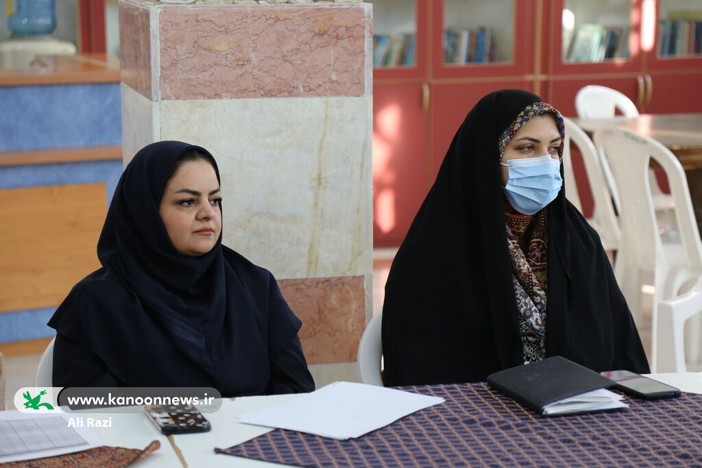 سومین نشست فصلی مربیان و مسئولین مراکز کانون استان بوشهر