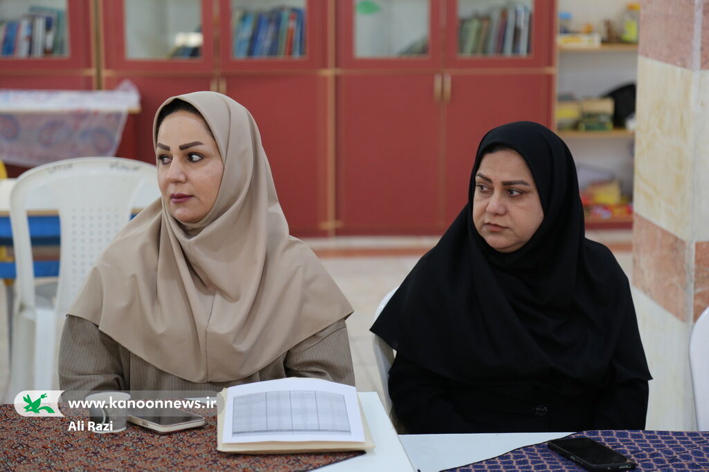 سومین نشست فصلی مربیان و مسئولین مراکز کانون استان بوشهر