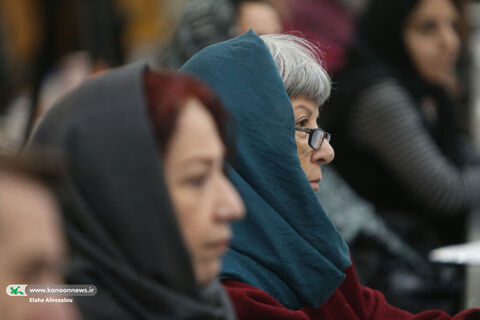 نشست هماندیشی استادان هنرهای تجسمی با مدیران کانون