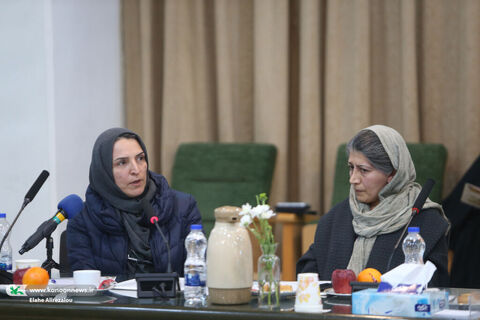 نشست هماندیشی استادان هنرهای تجسمی با مدیران کانون