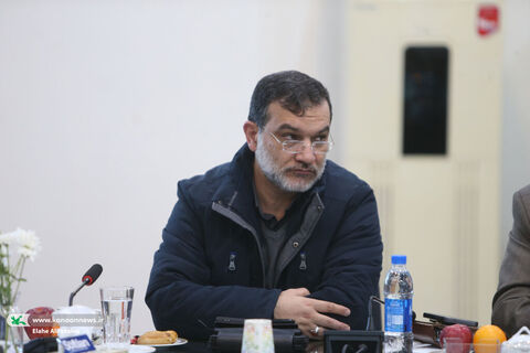 نشست هماندیشی استادان هنرهای تجسمی با مدیران کانون