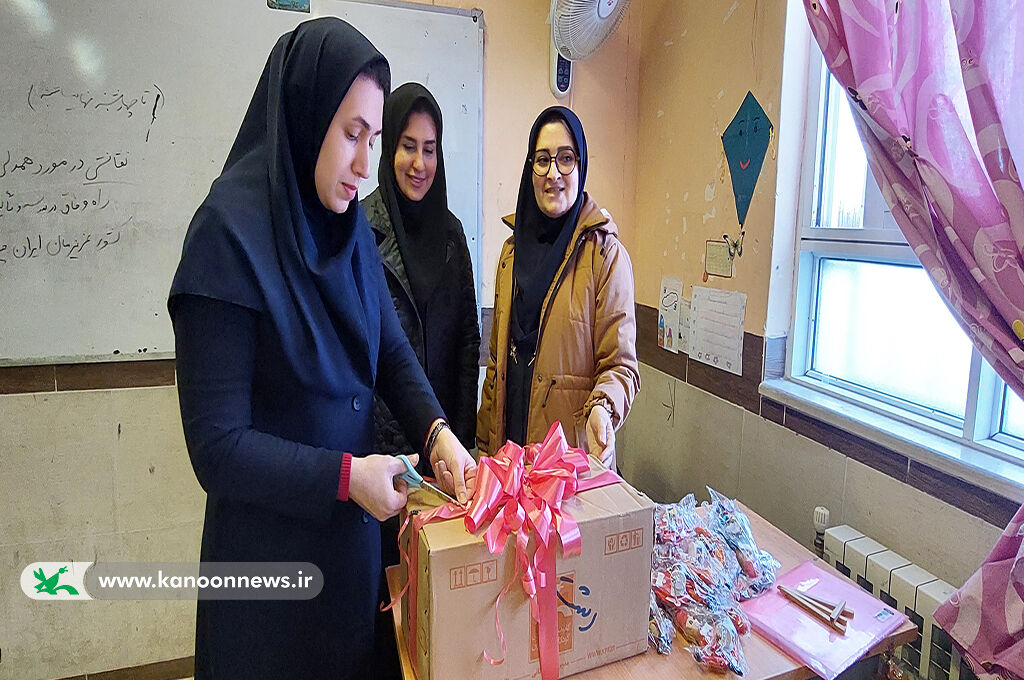 راهاندازی کتابخانه کانونی در روستای اباطر شهرستان صومعهسرا