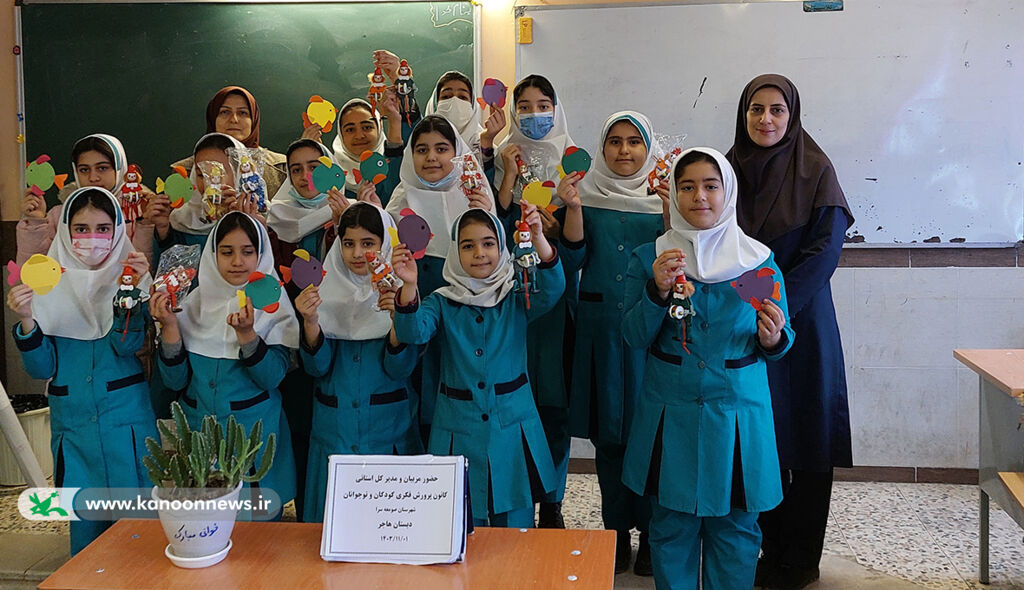 راهاندازی کتابخانه کانونی در روستای اباطر شهرستان صومعهسرا