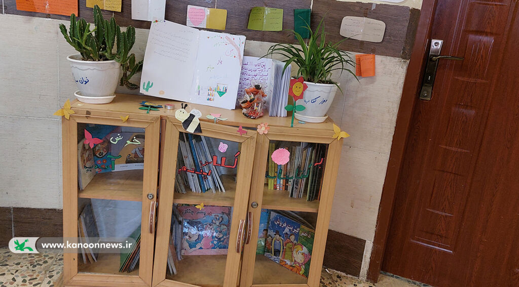 راهاندازی کتابخانه کانونی در روستای اباطر شهرستان صومعهسرا